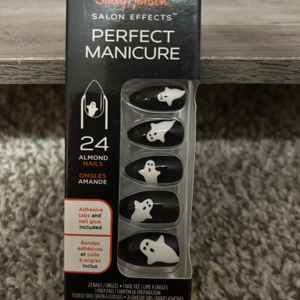 Sally Hansen Salon Effects Perfect Manicure Halloween Ghost PressOn Nails Ghosts - Picture 3 of 4